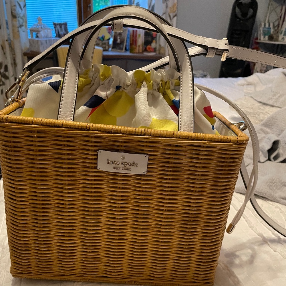 Darling Kate Spade Bag